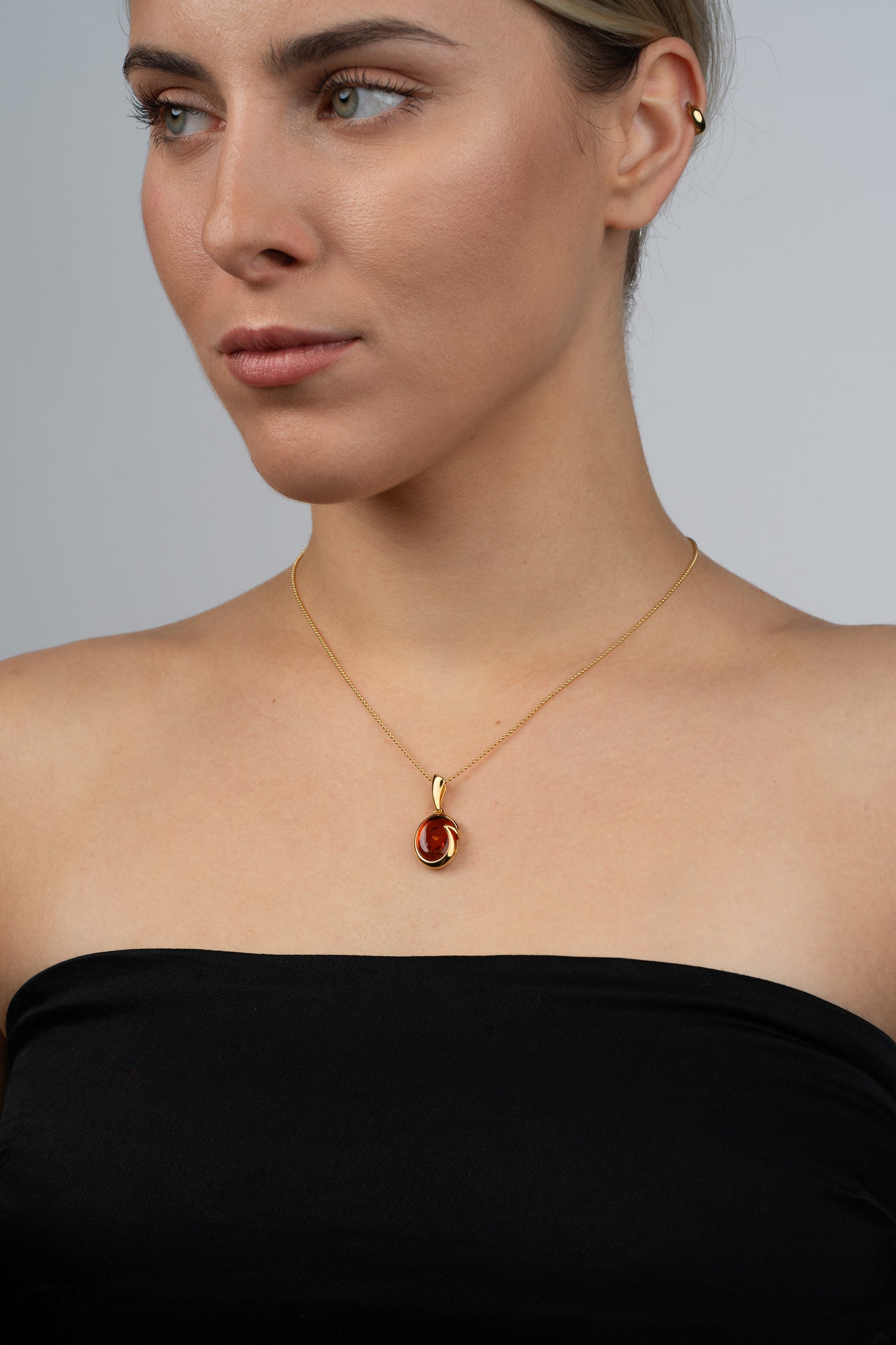 Gold-Plated Necklace with Honey Amber "Ardor Aeternus"