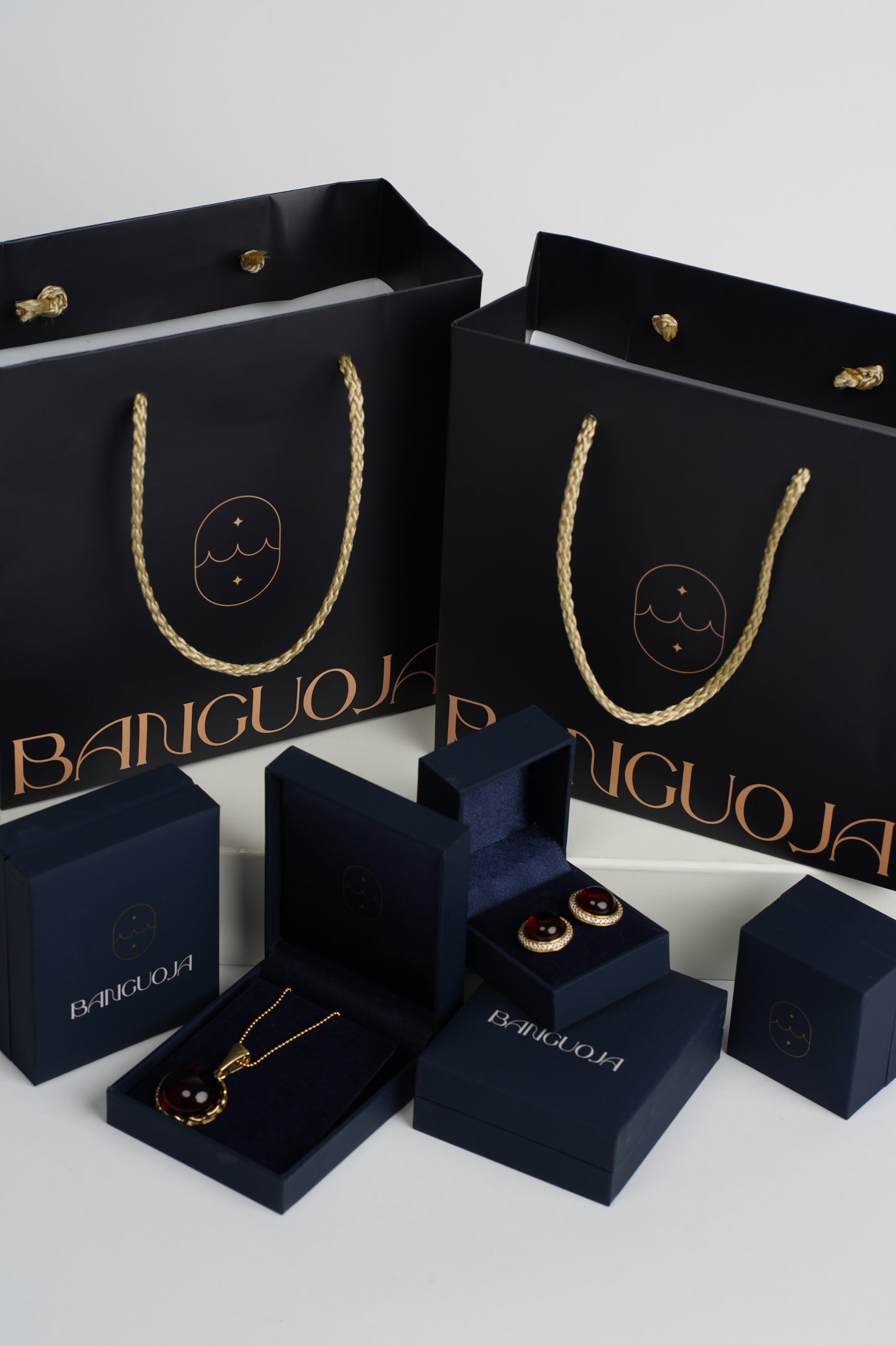 gift bag with ribbon