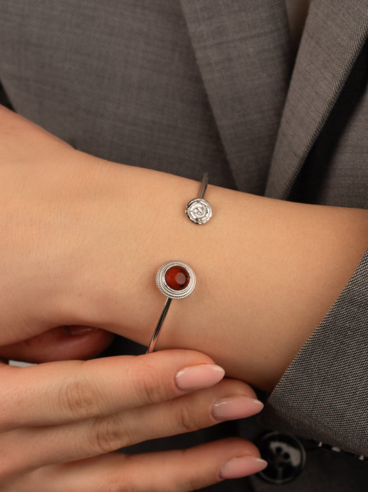 Silver Bracelet with Honey-Colored Amber "Circulus Luxura"