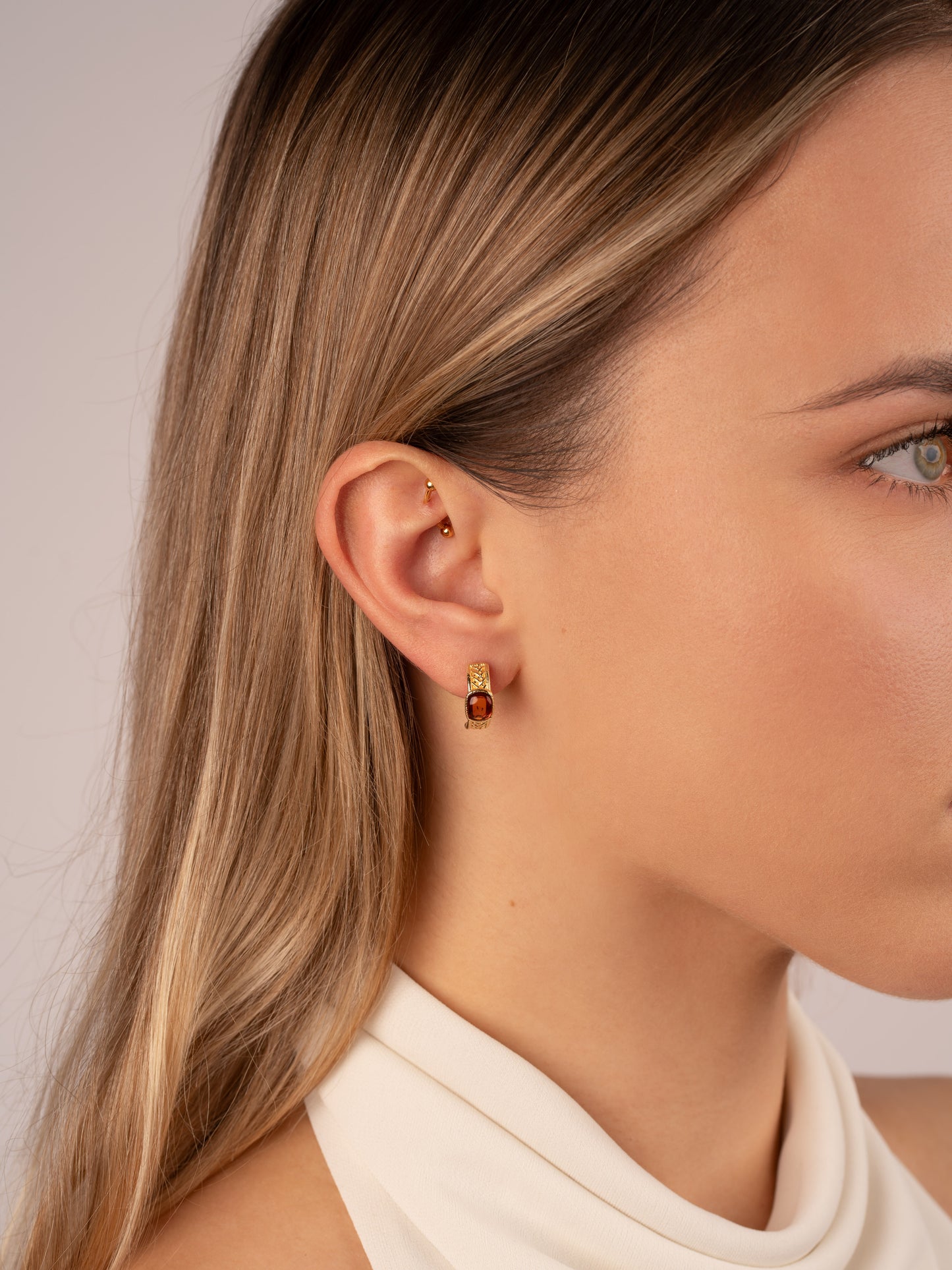 Gold-Plated Earrings with Honey-Colored Amber "Aurum Coronis"