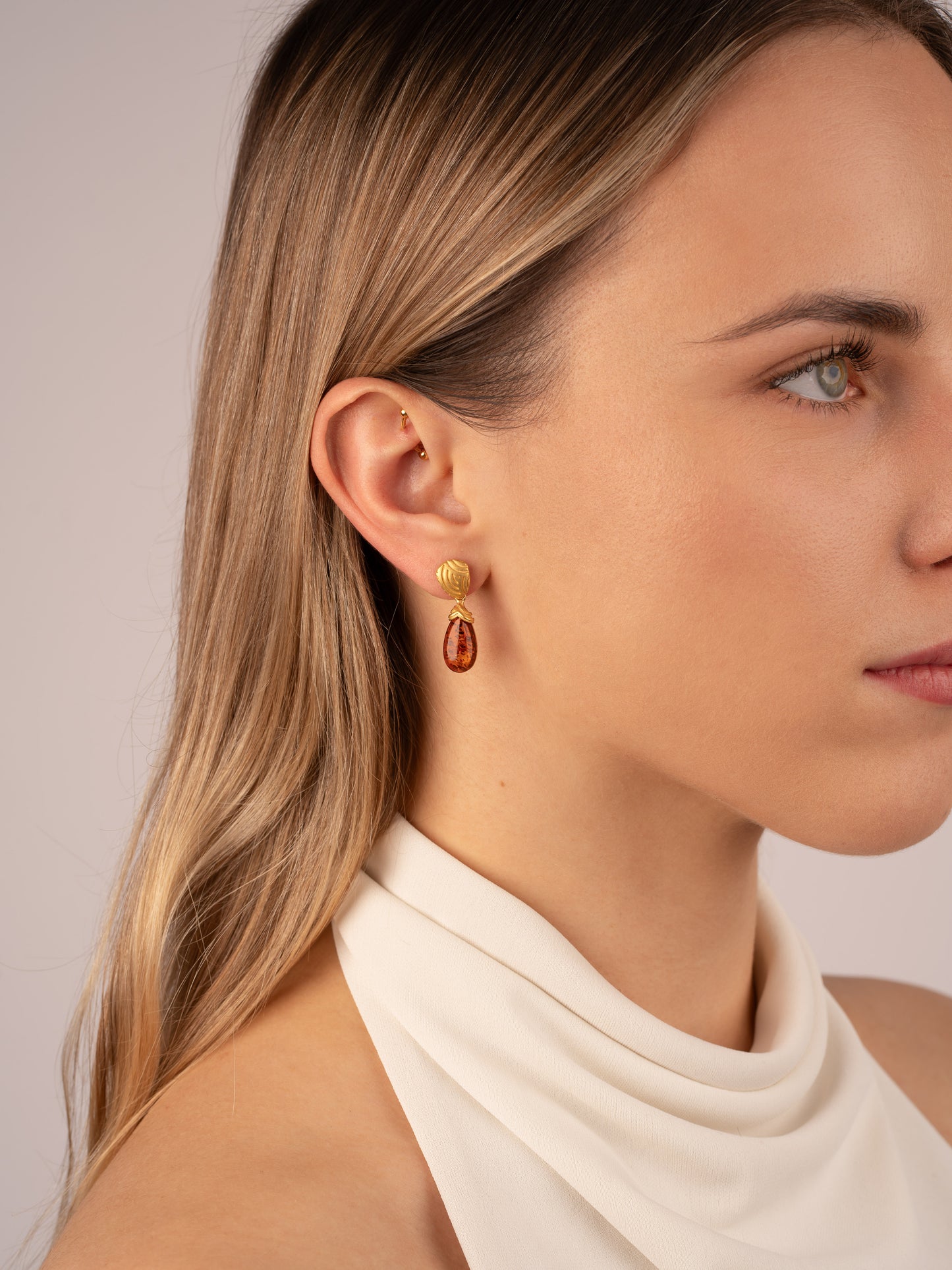Gold-Plated Earrings with Honey-Colored Amber "Aurora Gemma"