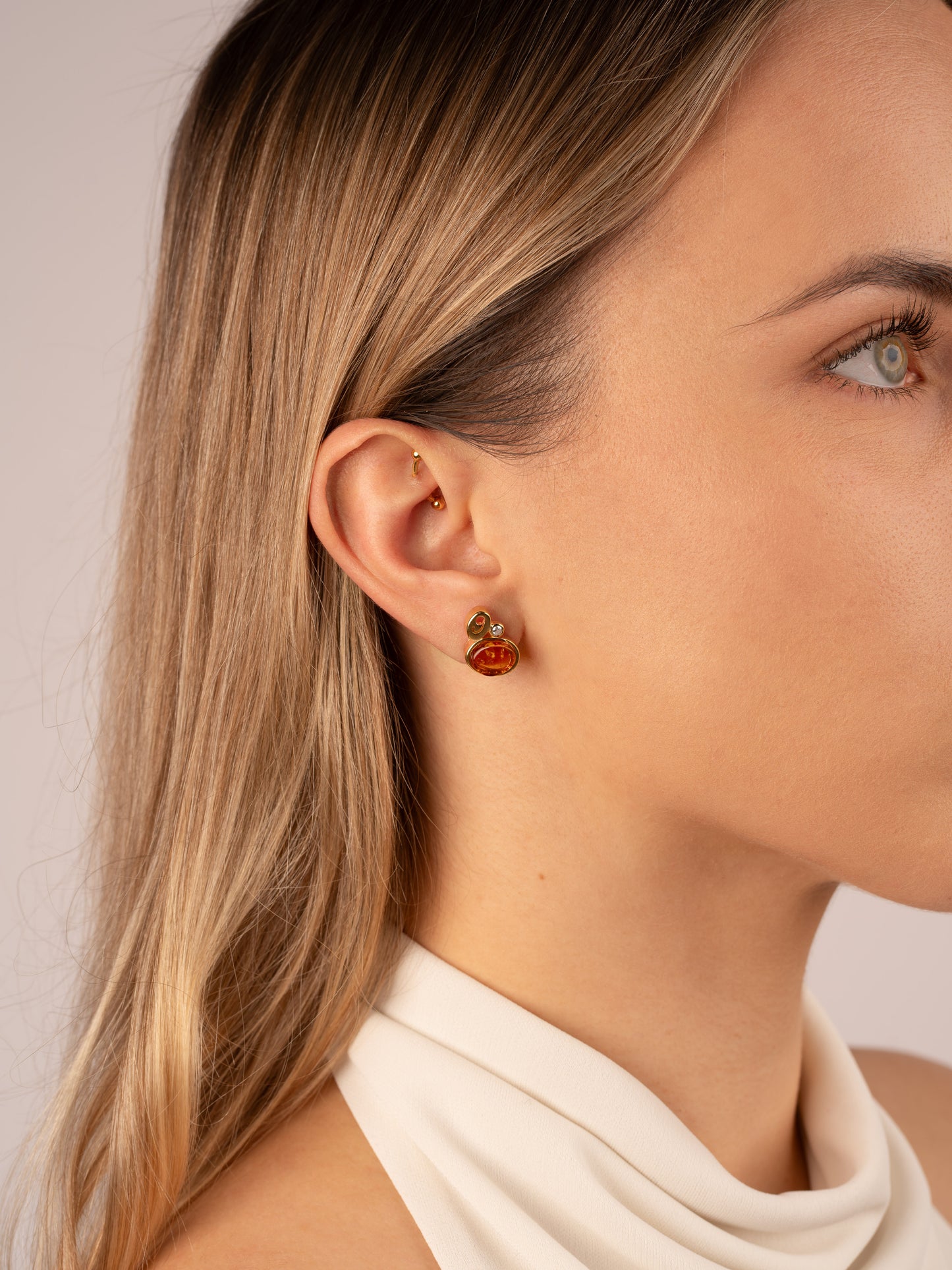Gold-Plated Earrings with Honey-Colored Amber "Aurora Spiralis"