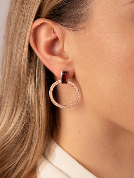 Rožinio aukso spalvos gintariniai auskarai su vyšniniu gintaru „Argentum Circulus Rose“