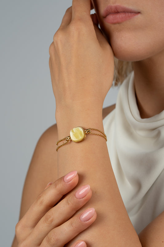 Gold-Plated Yellow Amber Bracelet „Lumen Vocatum“