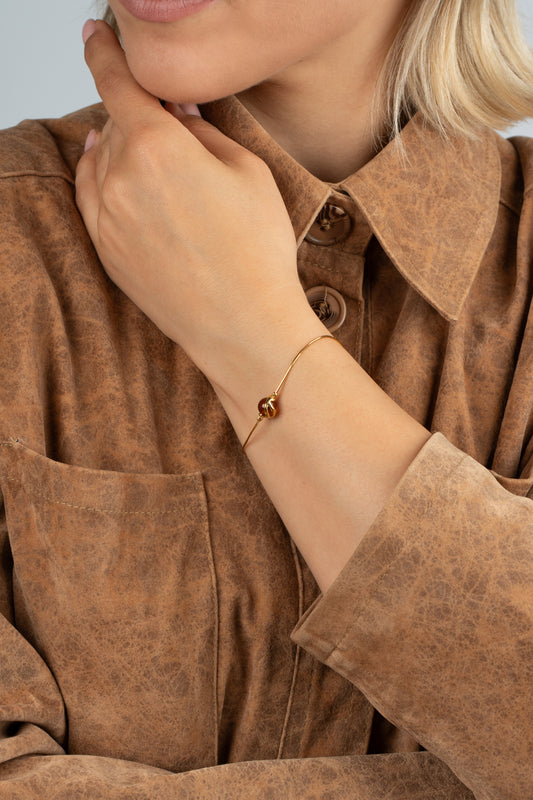 Minimalist Gold-Plated Amber Bracelet „Aurum Ventorum“
