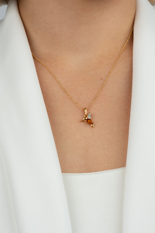 Paauksuotas gintarinis pakabukas su medaus spalvos gintaru "Natura Aurata"