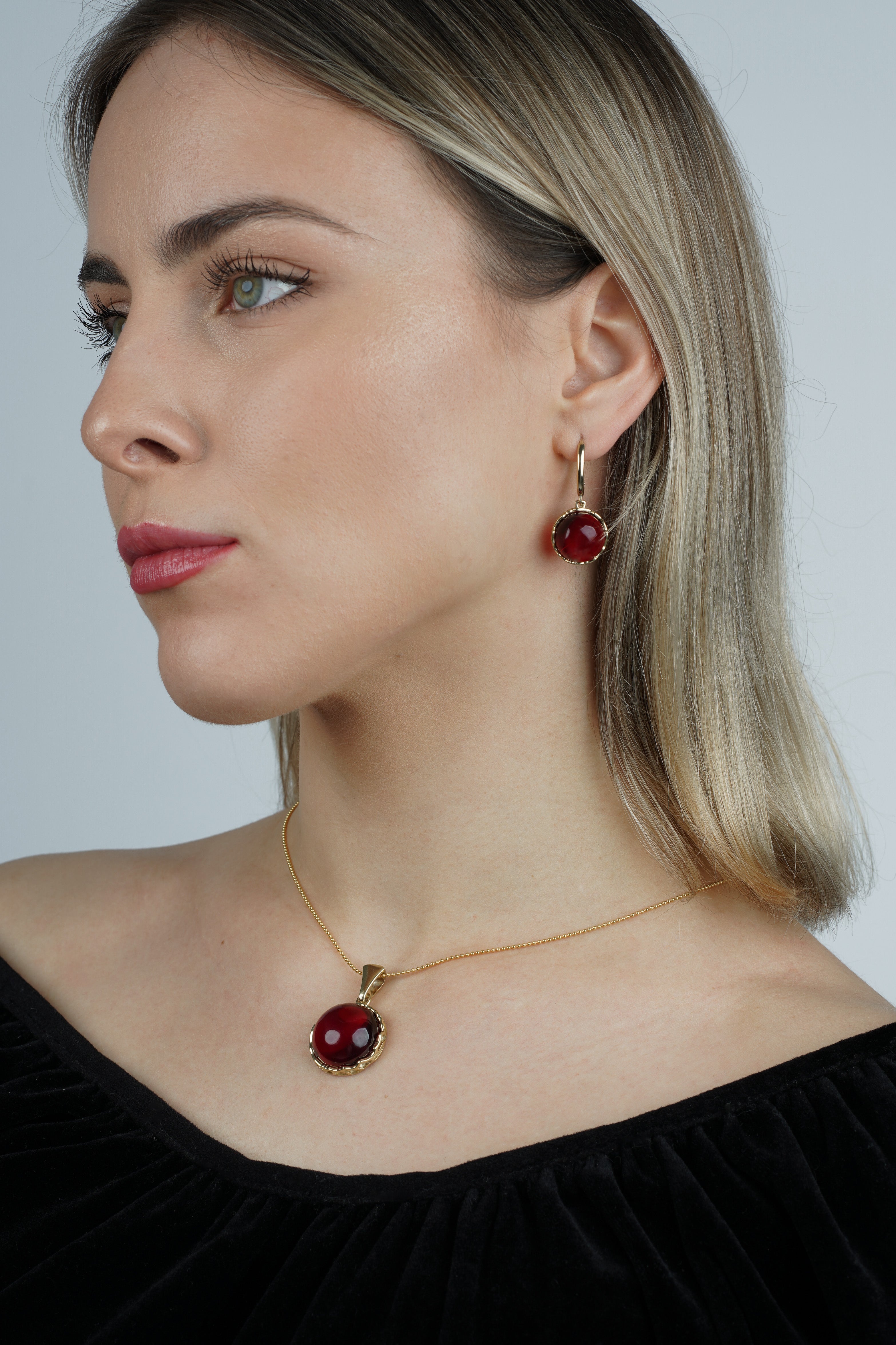 Gold-Plated Earrings with Natural Red Amber "Peccatum Dulce – Rubrum"