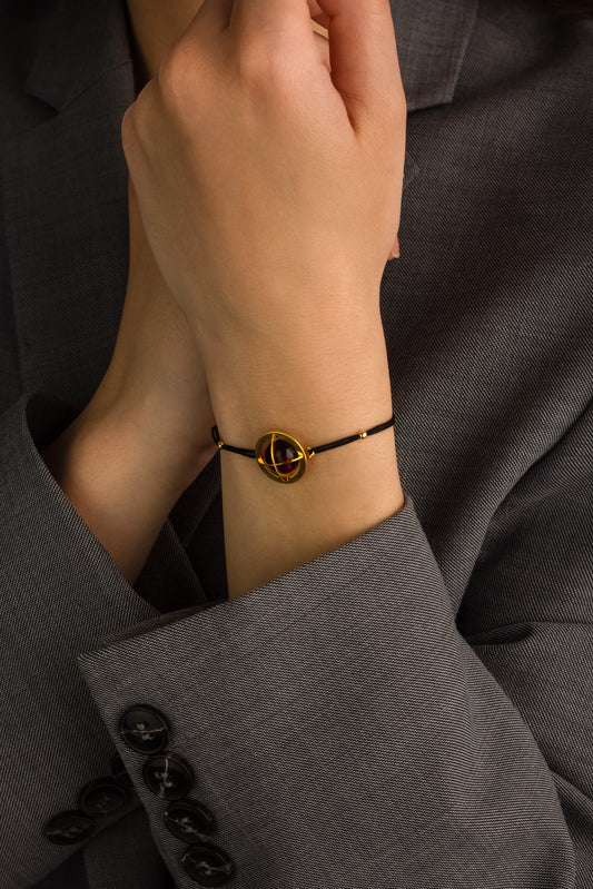 Gold-Plated Amber Bracelet "Stellarus Noctis Grandis"