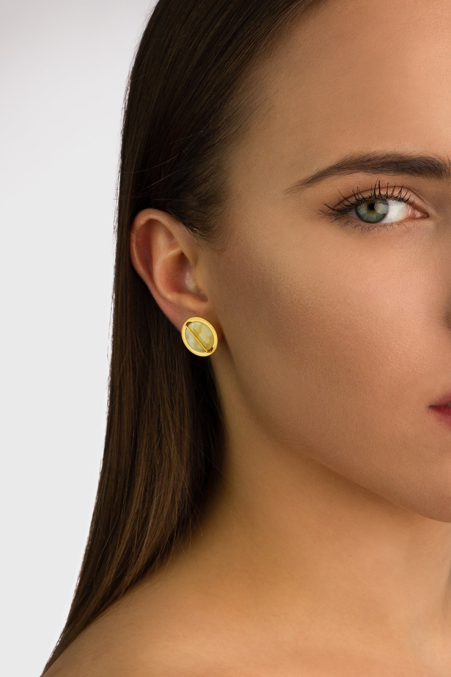 Gold-Plated Amber Earrings "Stellarum Orbis Grandis"
