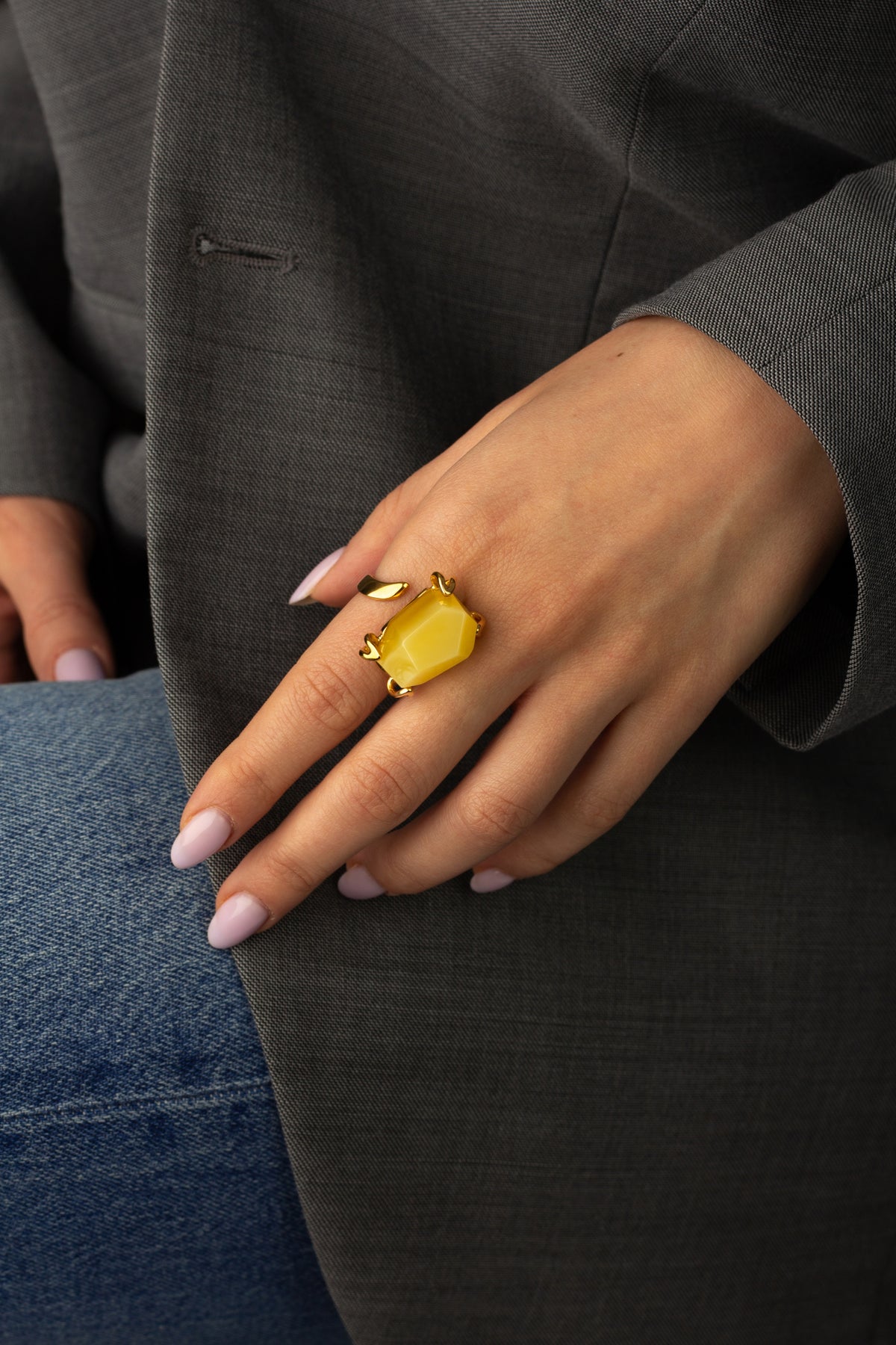 Yellow Baltic Amber Ring “Royale Aurum”