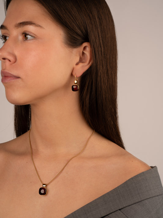 Paauksuoti gintariniai auskarai su vyšninių gintaru „Nox Aurea“