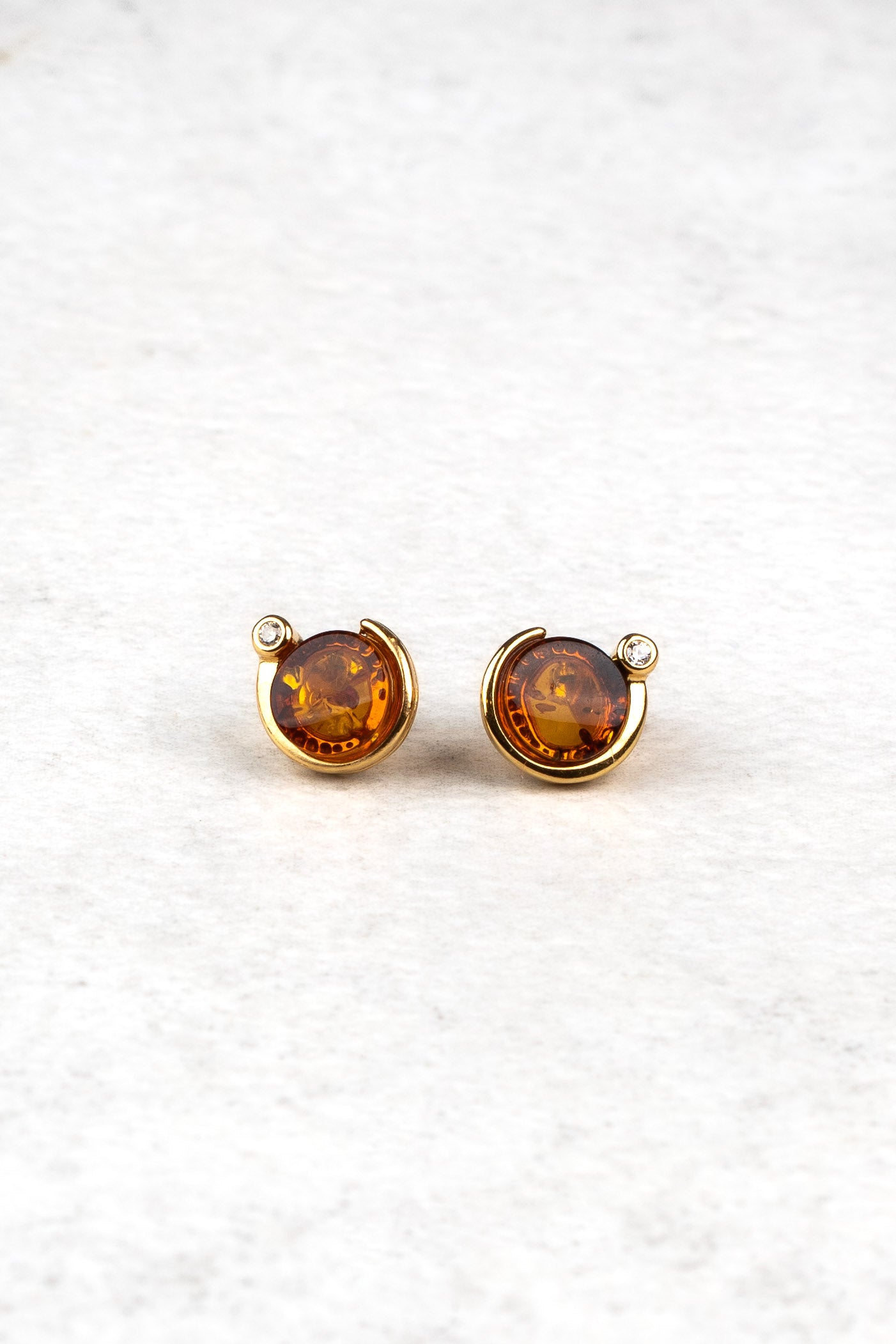 Gold-Plated Earrings with Honey-Colored Amber "Luna Aurum"