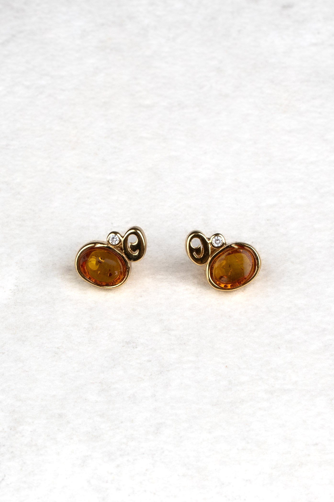 Gold-Plated Earrings with Honey-Colored Amber "Aurora Spiralis"
