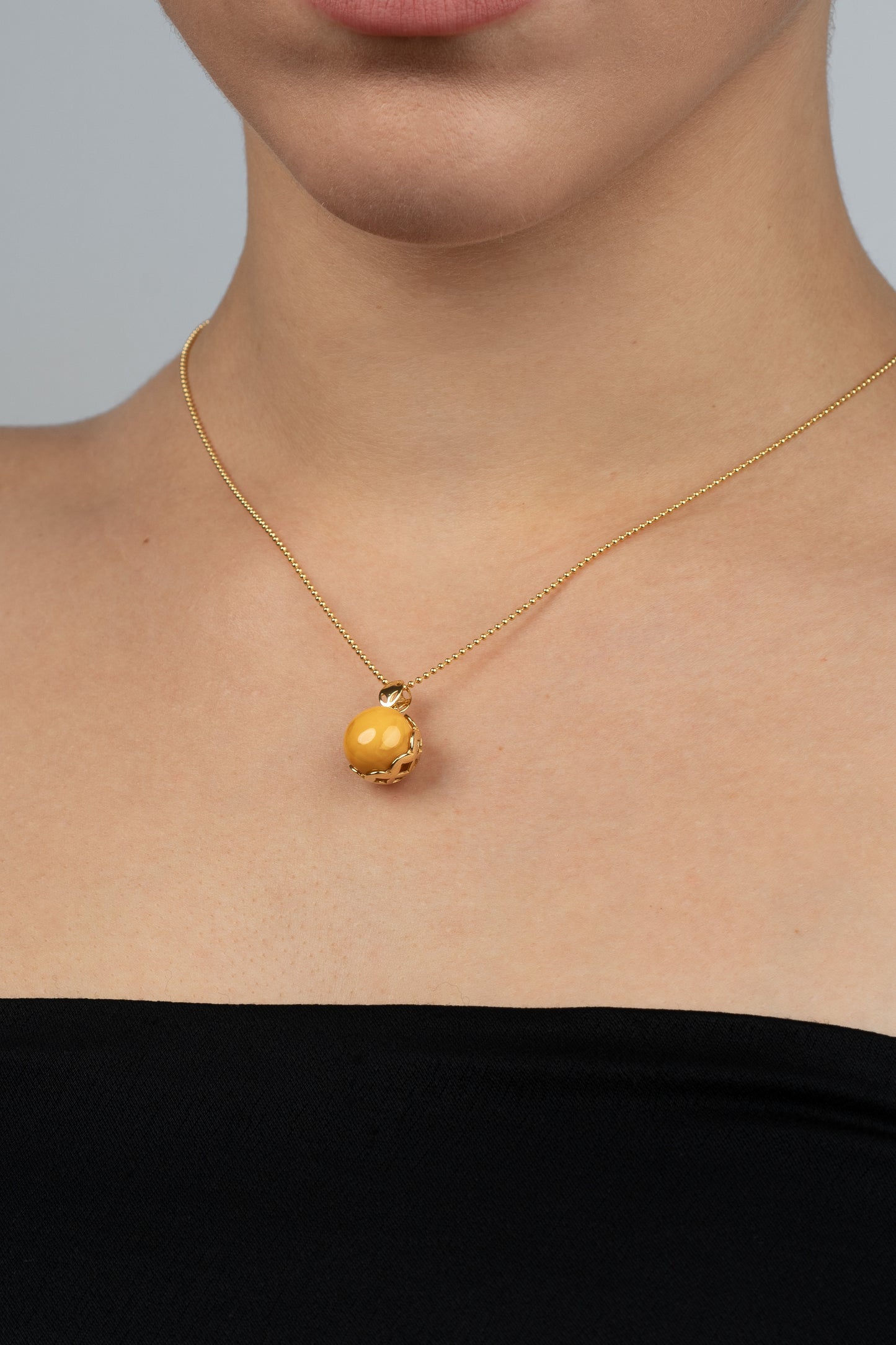 Paauskuotas Pakabukas Su Geltonuoju Gintaru „Aurea Harmonia“