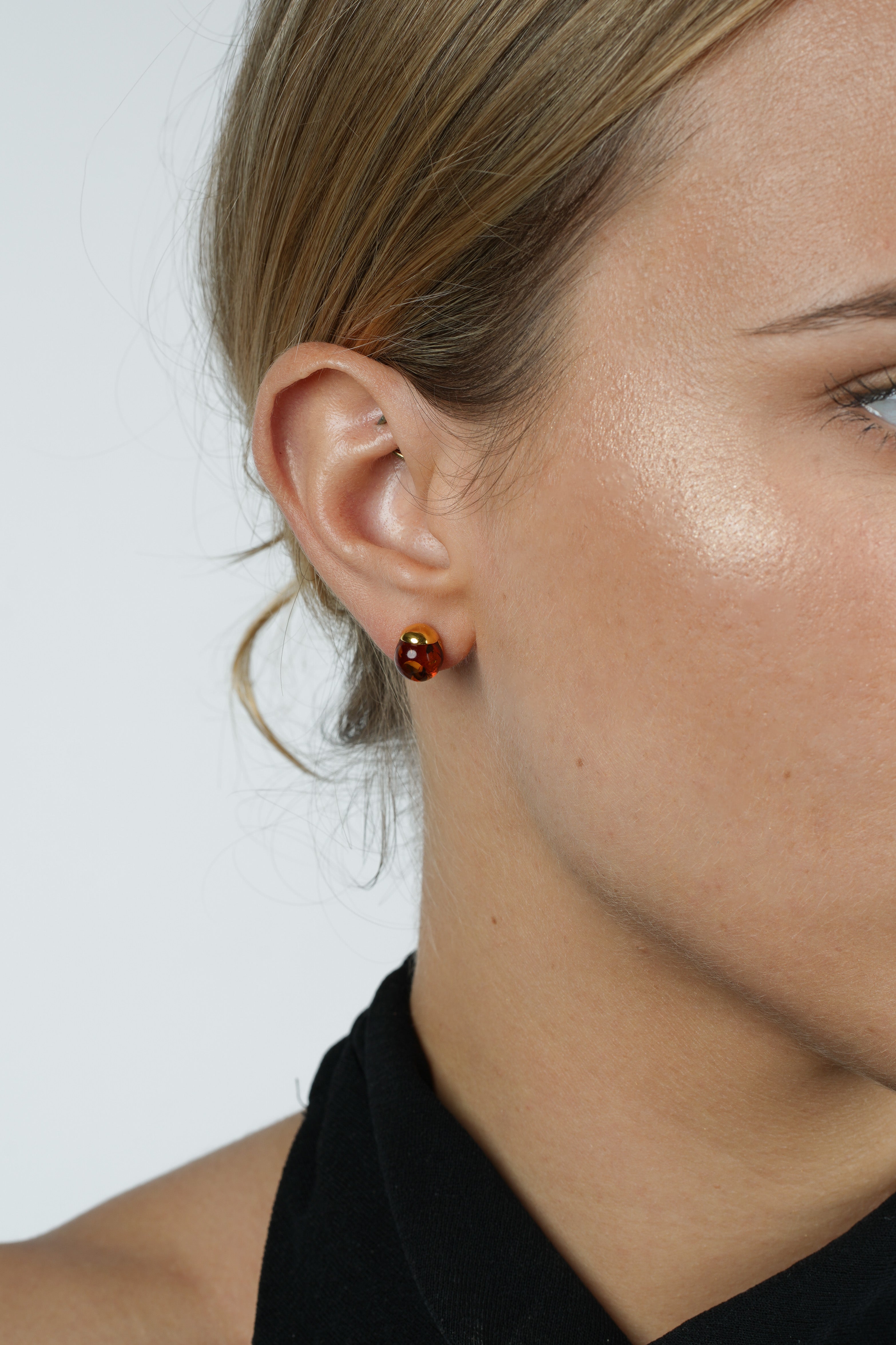Gold-Plated Earrings with Honey Amber "Nectareus Ignis"
