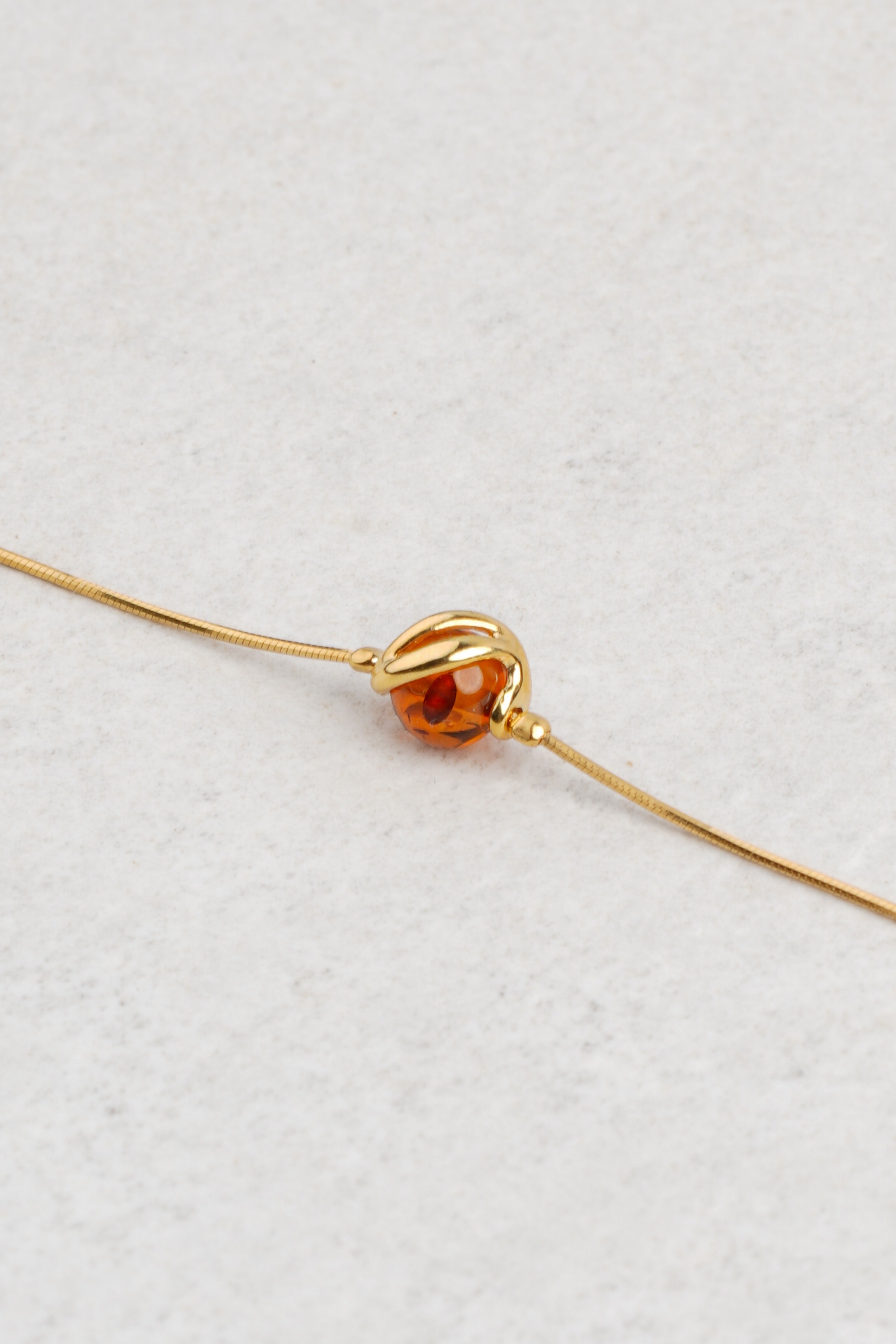 Gold-Plated Necklace with Honey Amber "Nectareus Ignis"