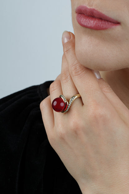 Gold-Plated Ring with Natural Red Amber "Peccatum Dulce – Vena"