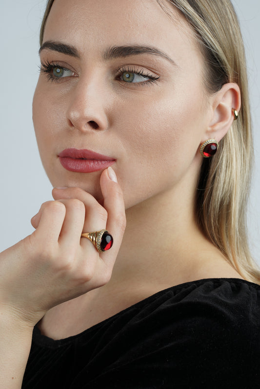 Gold-Plated Ring with Natural Red Amber "Peccatum Dulce – Nexus"