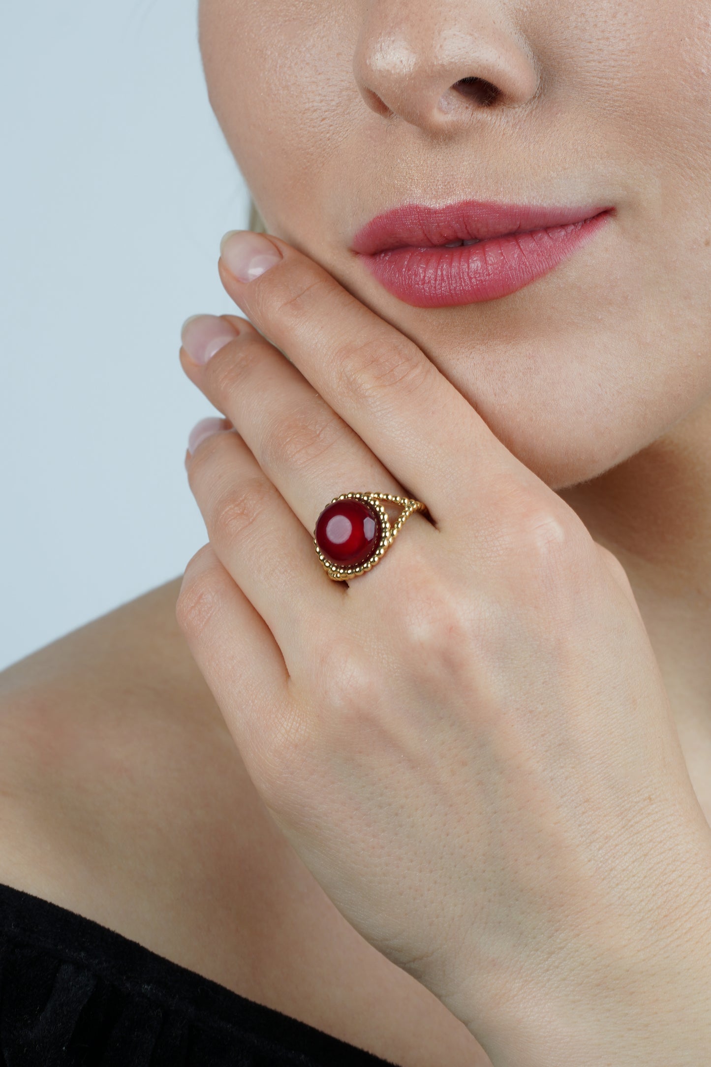 Gold-Plated Ring with Natural Red Amber "Peccatum Dulce – Margo"