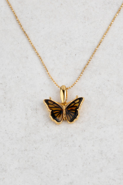 Paauksuotas gintarinis skaidraus gintaro pakabukas „Aurea Papilio“