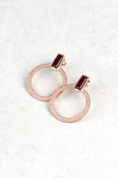Rose-Gold Plated Earrings with Cherry Amber „Argentum Circulus Rose“