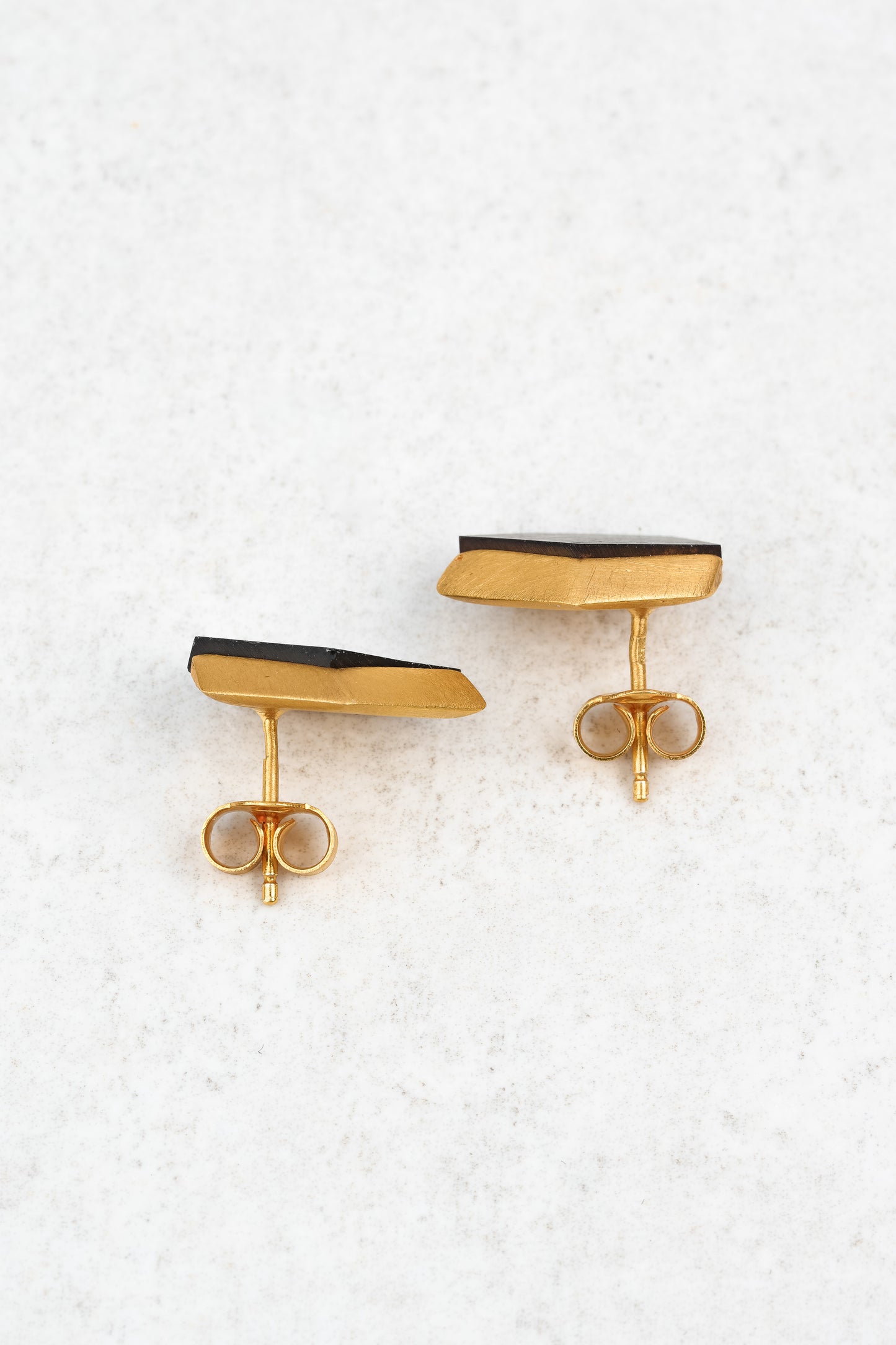 Gold-Plated Earrings with Cherry Amber "Fragmenta Imperii – Arcan"