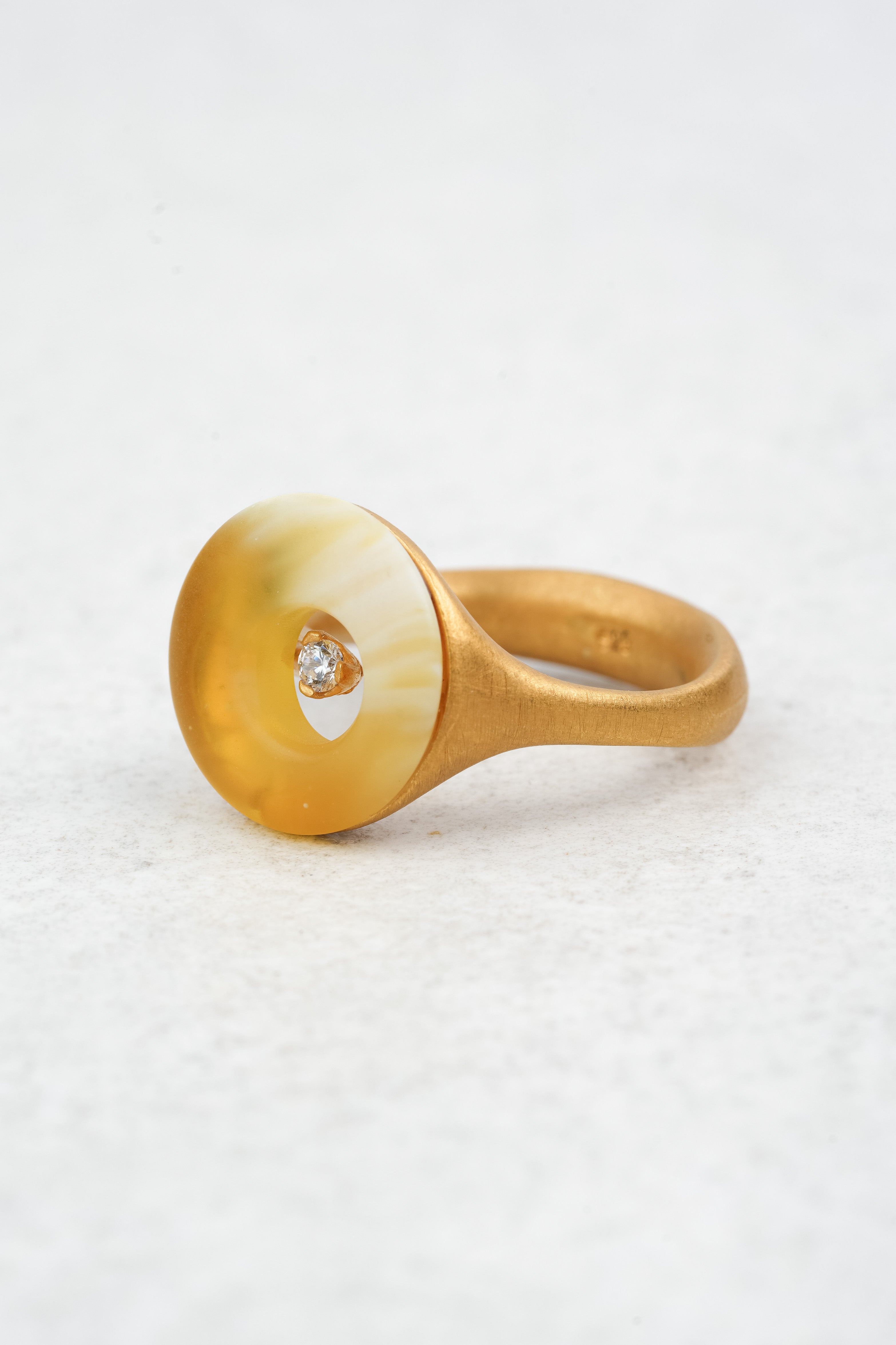 Gold-Plated Ring with Milky Amber "Fragmenta Imperii – Doria"