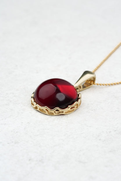 Gold-Plated Necklace with Natural Red Amber "Peccatum Dulce – Rubrum"