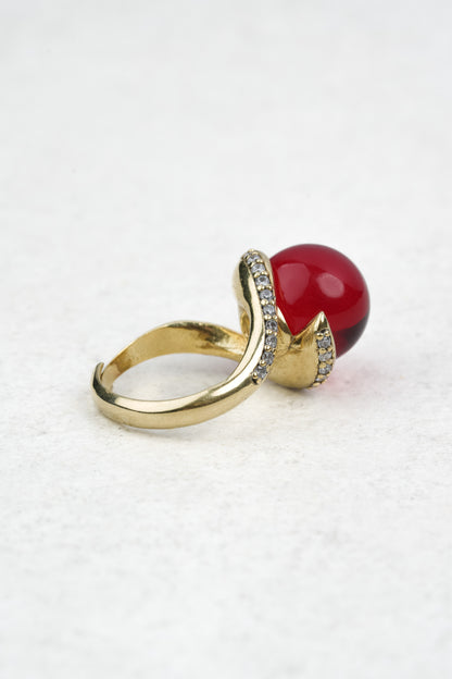 Gold-Plated Ring with Natural Red Amber "Peccatum Dulce – Vena"