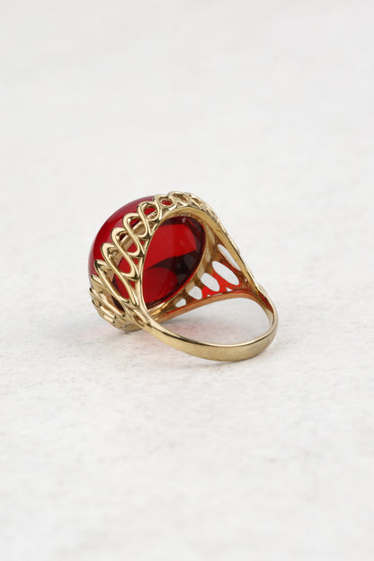 Gold-Plated Ring with Natural Red Amber "Peccatum Dulce – Regalia"