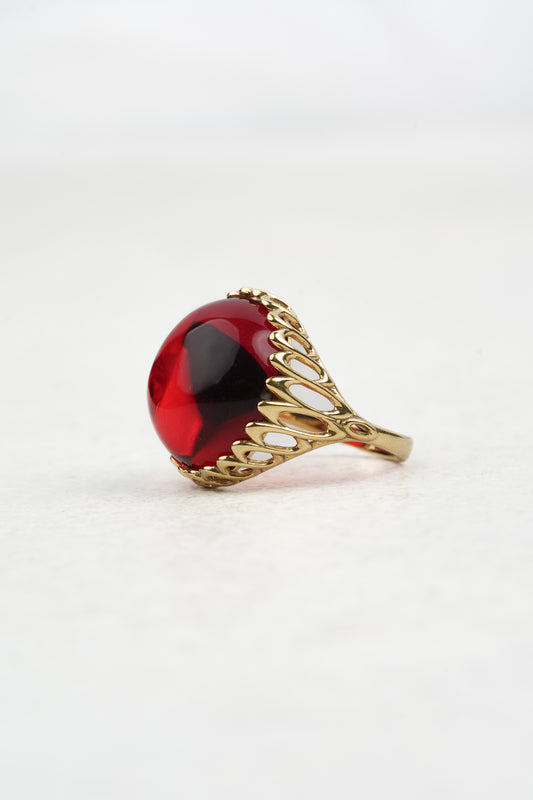 Gold-Plated Ring with Natural Red Amber "Peccatum Dulce – Regalia"