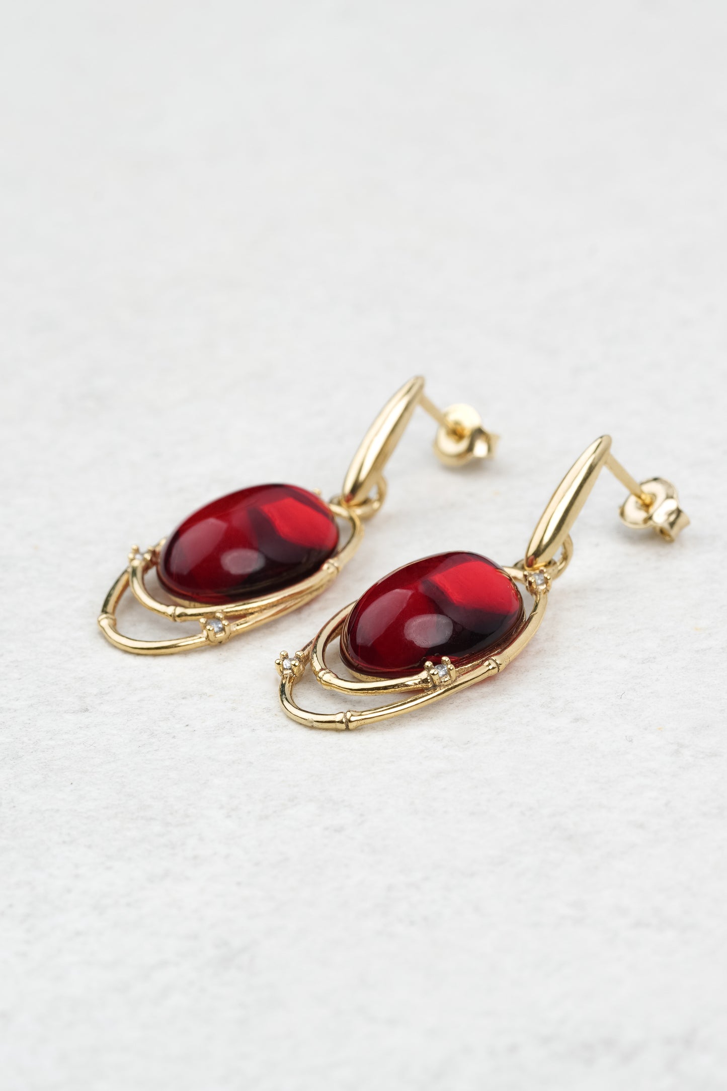 Gold-Plated Earrings with Natural Red Amber "Peccatum Dulce – Custodia"